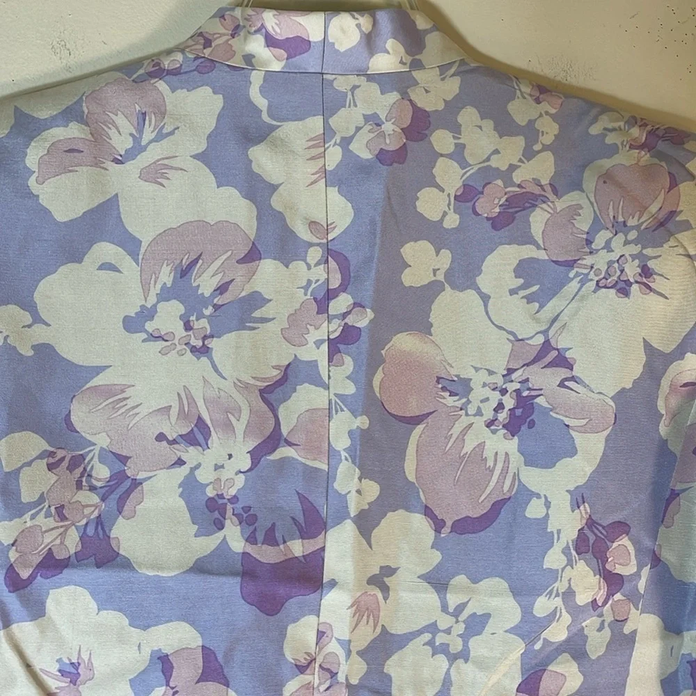 Papell Silk Floral Open Front Jacket. 12P. NWT. - Picture 9 of 9